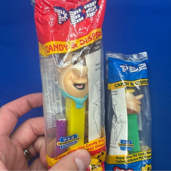 2 Sealed Vintage Flintstones Pez Dispensers - Picture 2 of 3